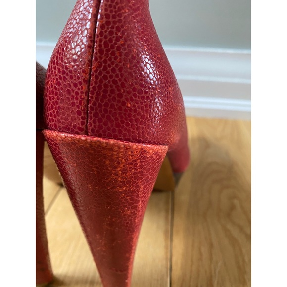 Halston Heritage Red Platform Stilettos Snakeskin Textured Heels - Picture 13 of 13
